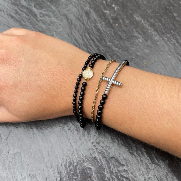 Beaded Bracelet cross set - Picture 1 of 3